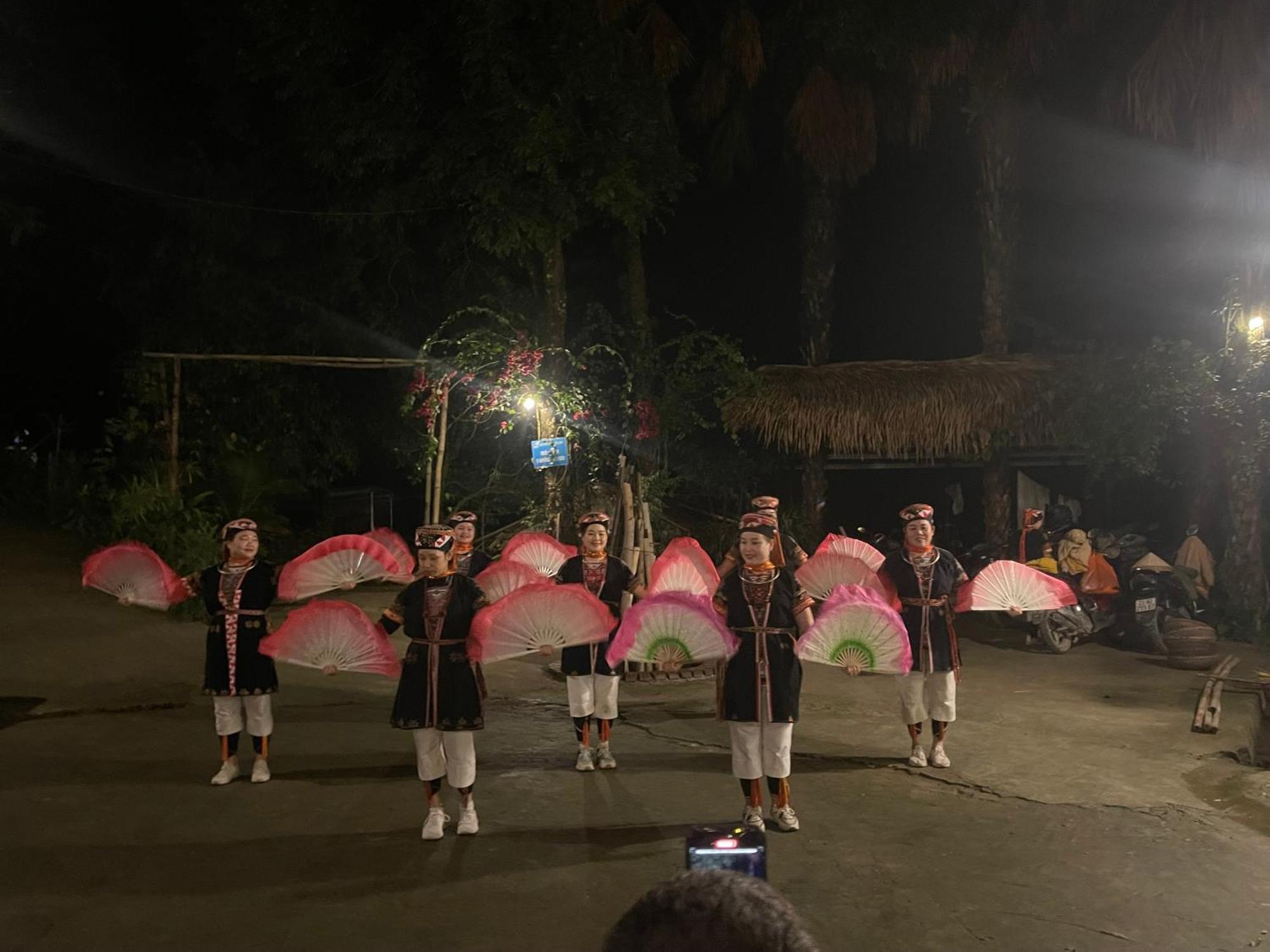 Vu Linh Palm House Homestay - Bungalow Yen Bai Kültér fotó